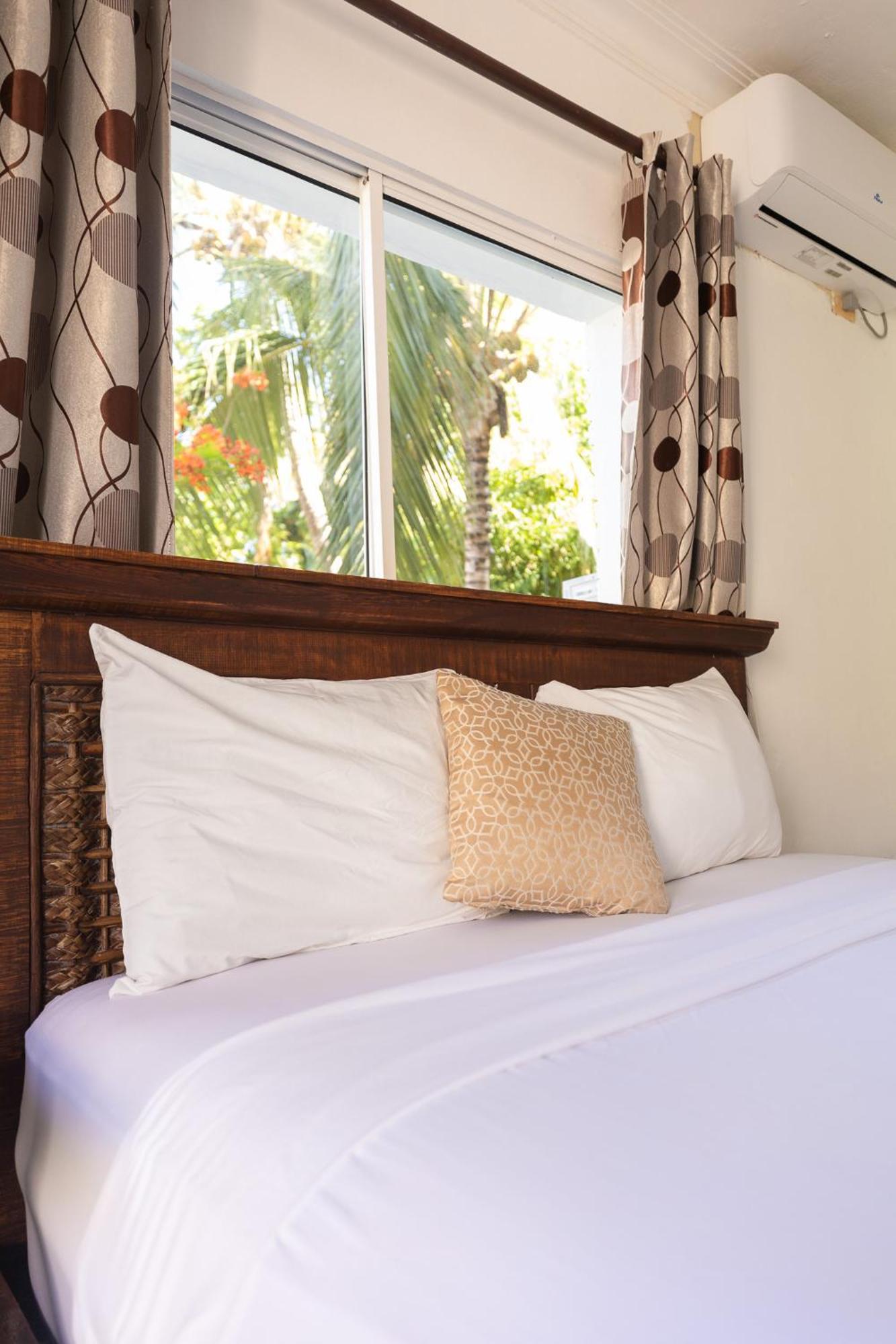 Hostal Las Rosas De Punta Cana Luaran gambar