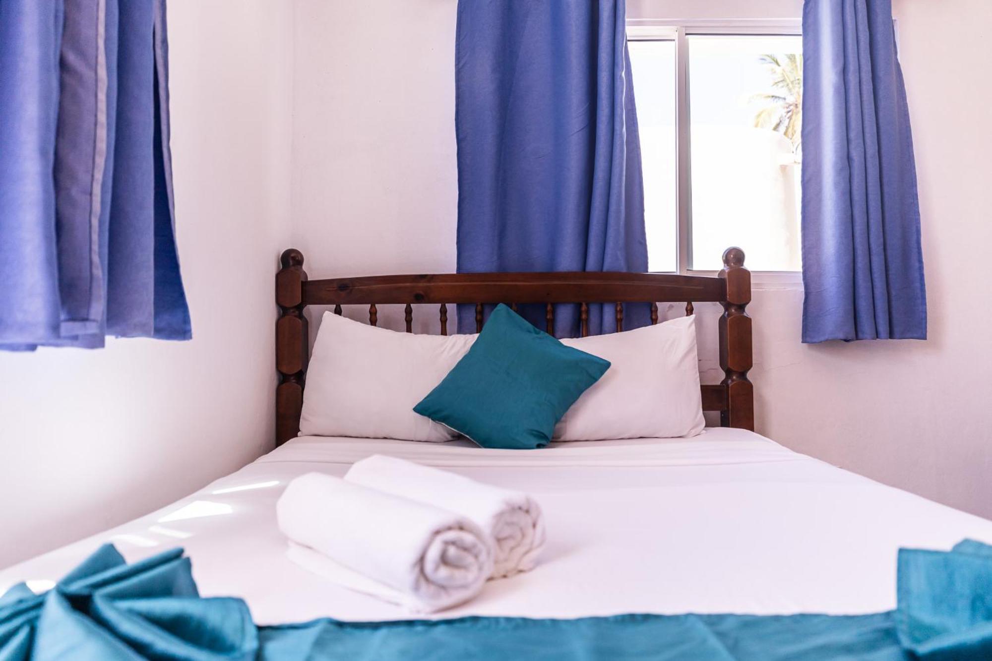 Hostal Las Rosas De Punta Cana Luaran gambar