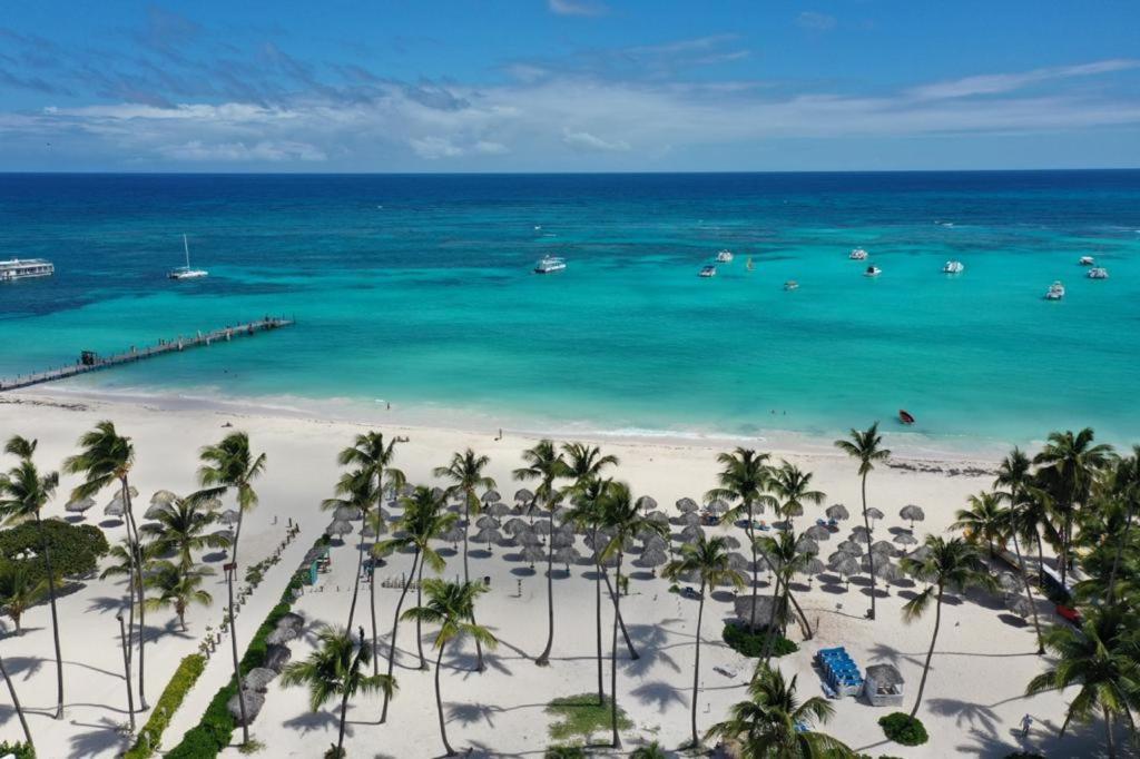 Hostal Las Rosas De Punta Cana Luaran gambar